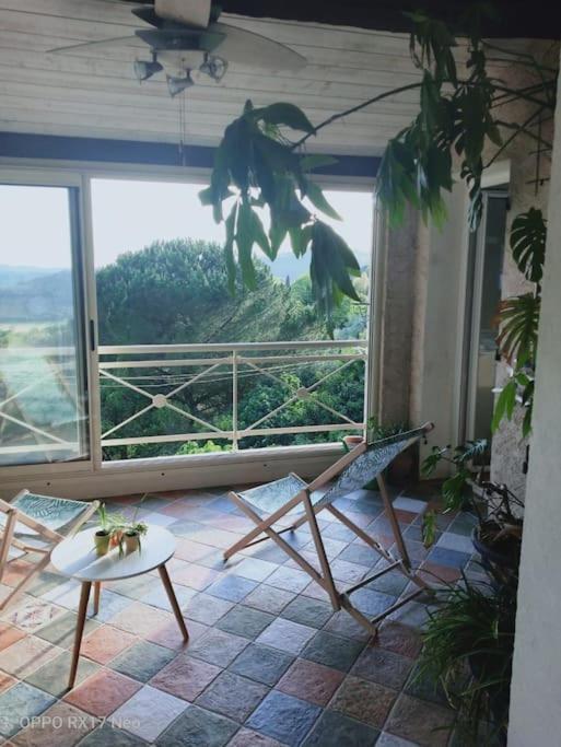 Appartement Au Coeur Du Village De Callian エクステリア 写真