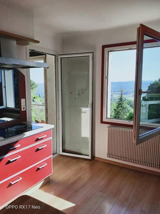 Appartement Au Coeur Du Village De Callian エクステリア 写真